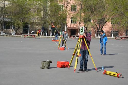 �y�L���I(y��)